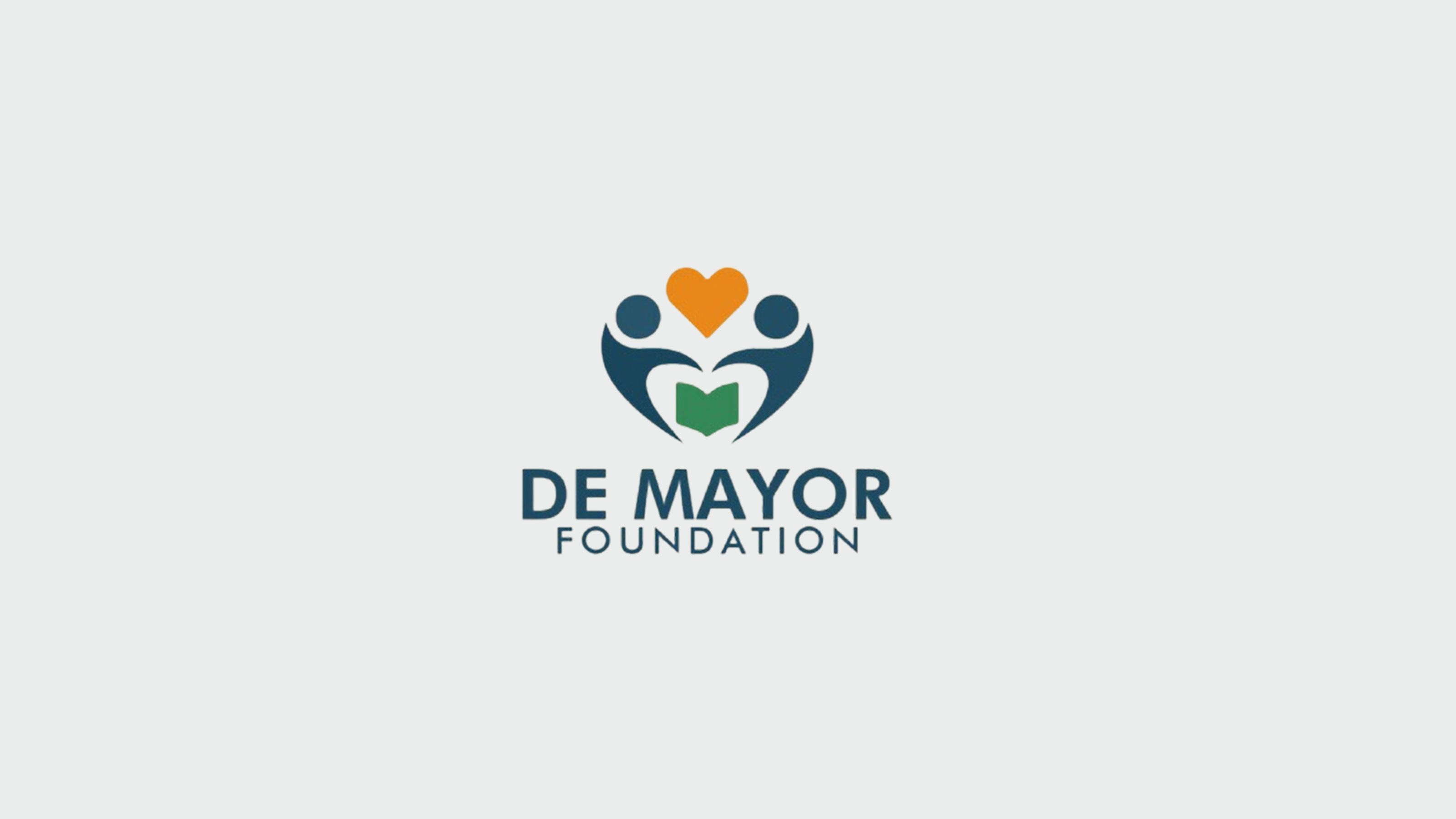Nutekpor Basic School Commends De Mayor Foundation Over Book Donation
